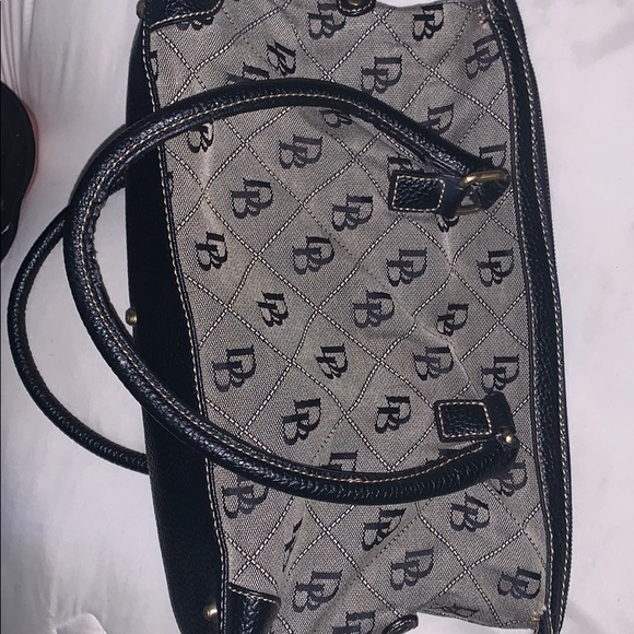 Purse - Picture 2 of 2